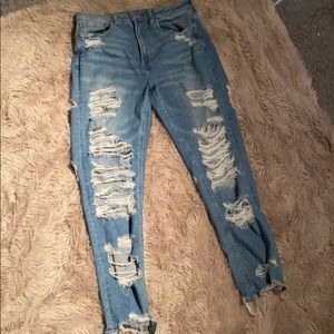 American Eagle mom jeans